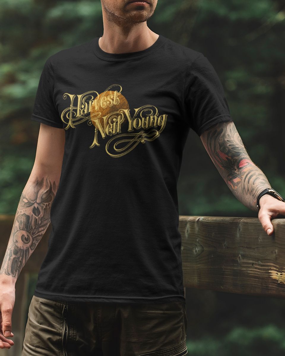 Nome do produto: Camiseta Neil Young Harvest Mind The Gap Co.