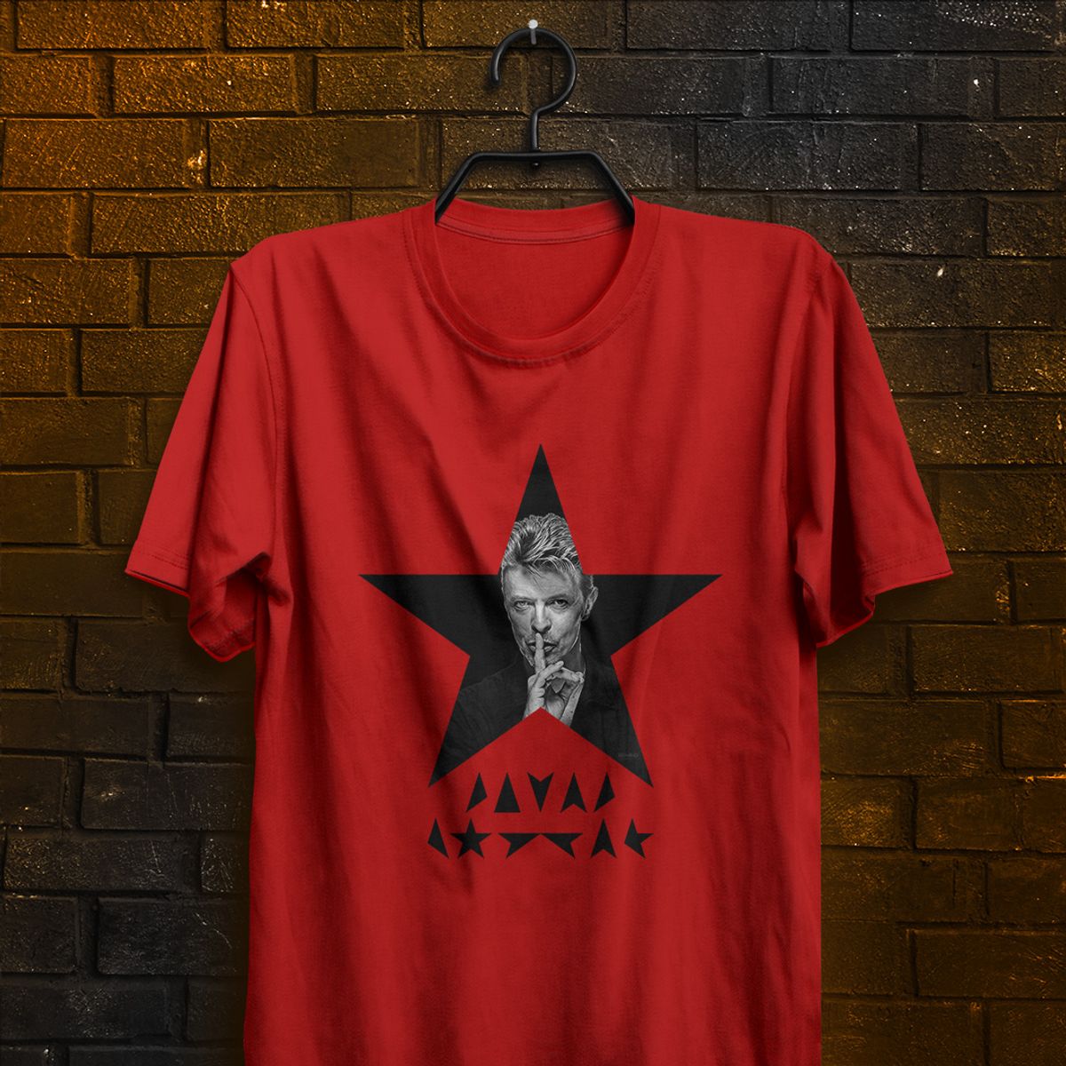 Nome do produto: Camiseta David Bowie - Black Star