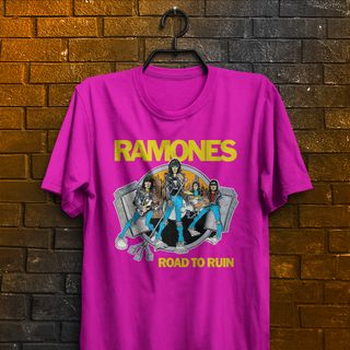 Nome do produtoCamiseta Ramones - Road To Ruin