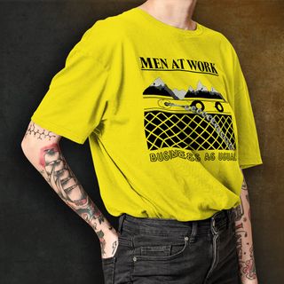 Nome do produtoCamiseta Men At Work - Business As Usual - Yellow