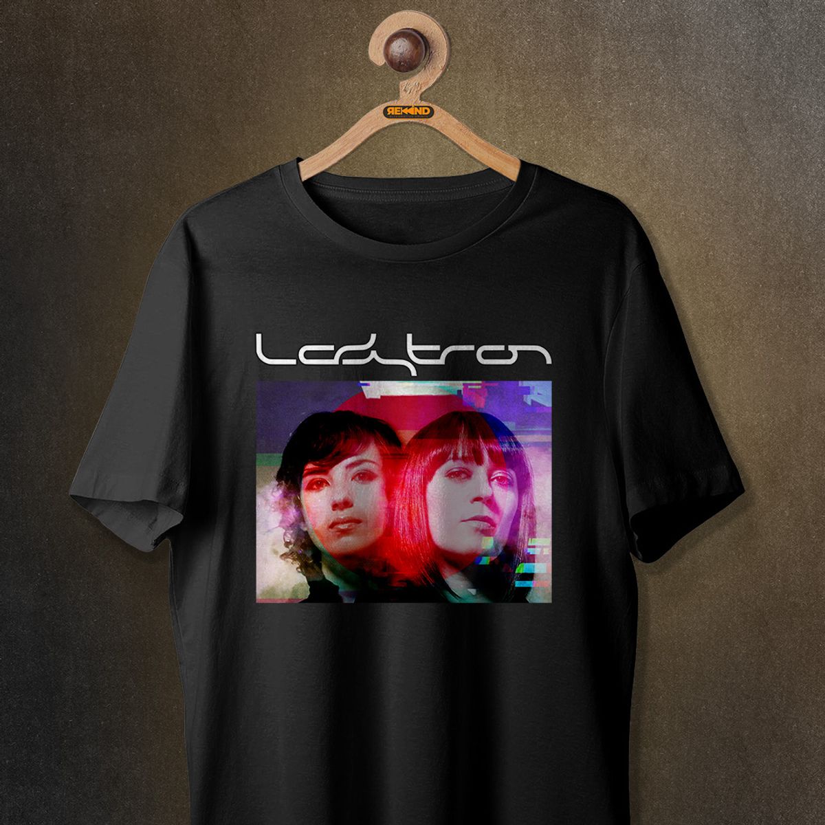 Nome do produto: Camiseta Ladytron - City of Angels