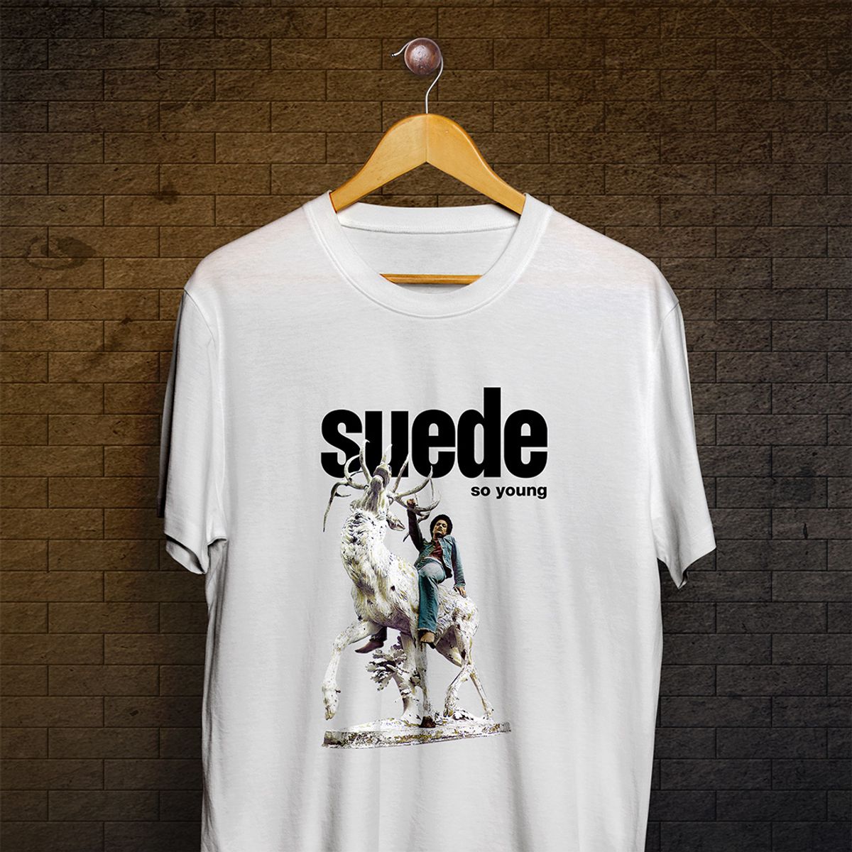 Nome do produto: Camiseta Suede - So Young