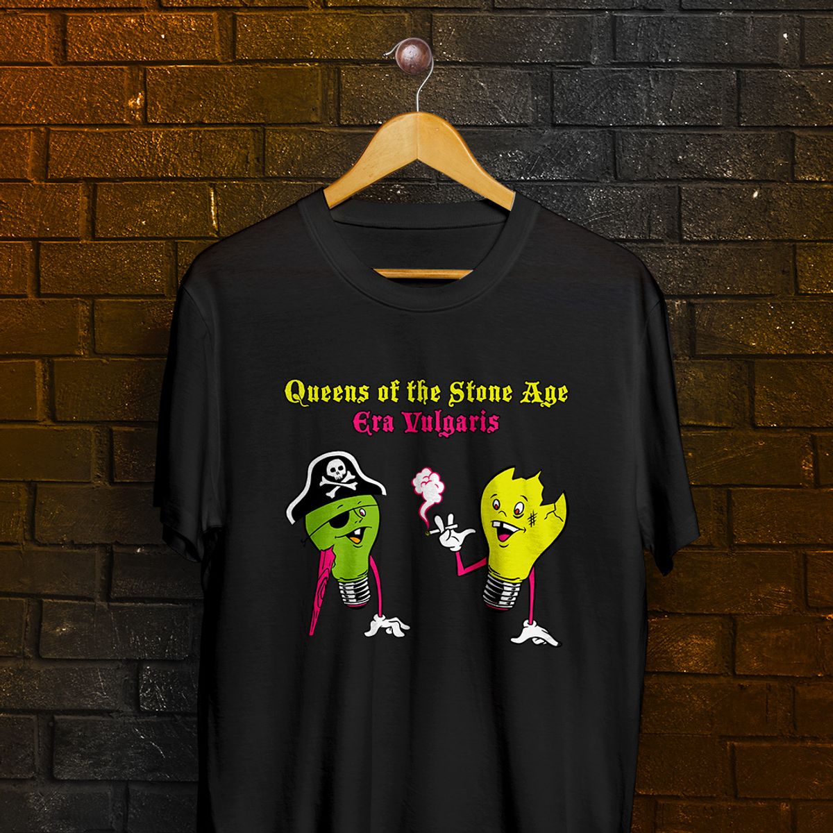Nome do produto: Camiseta Queens of the Stone age - Aldemir