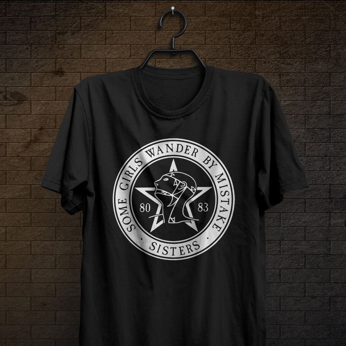 Nome do produto: Camiseta The Sisters Of Mercy - Some Girls Wander By Mistake