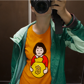 Camiseta Bitcoin Girl BTC016-CQ
