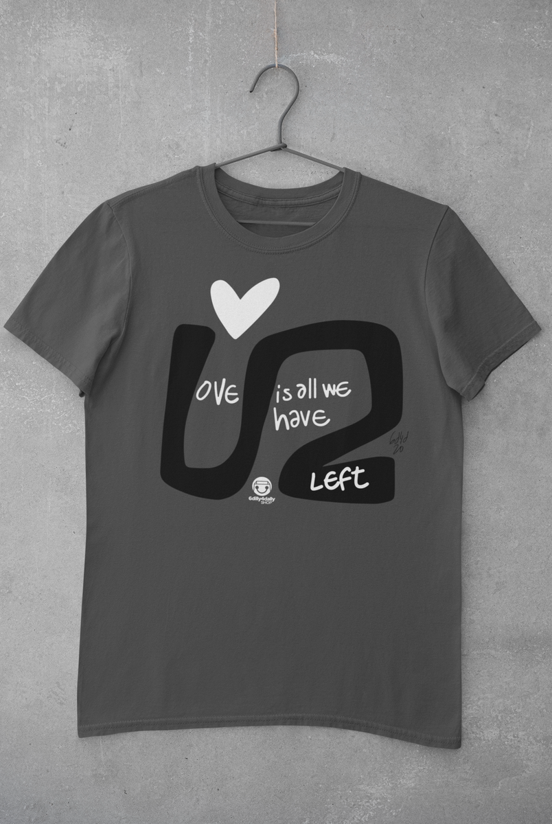 Nome do produto: Love - T Shirt (cores 2)