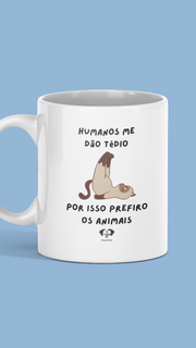 Nome do produtoCaneca - Humanos me dão tédio 