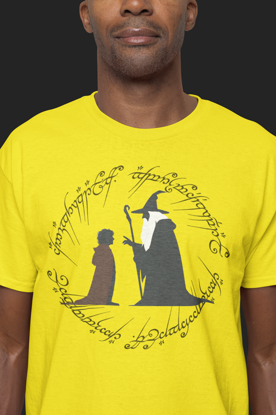 Camiseta - LOTR Bilbo e Gandalf
