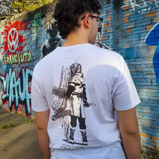 Nome do produtoCamiseta Branca - No Enemies