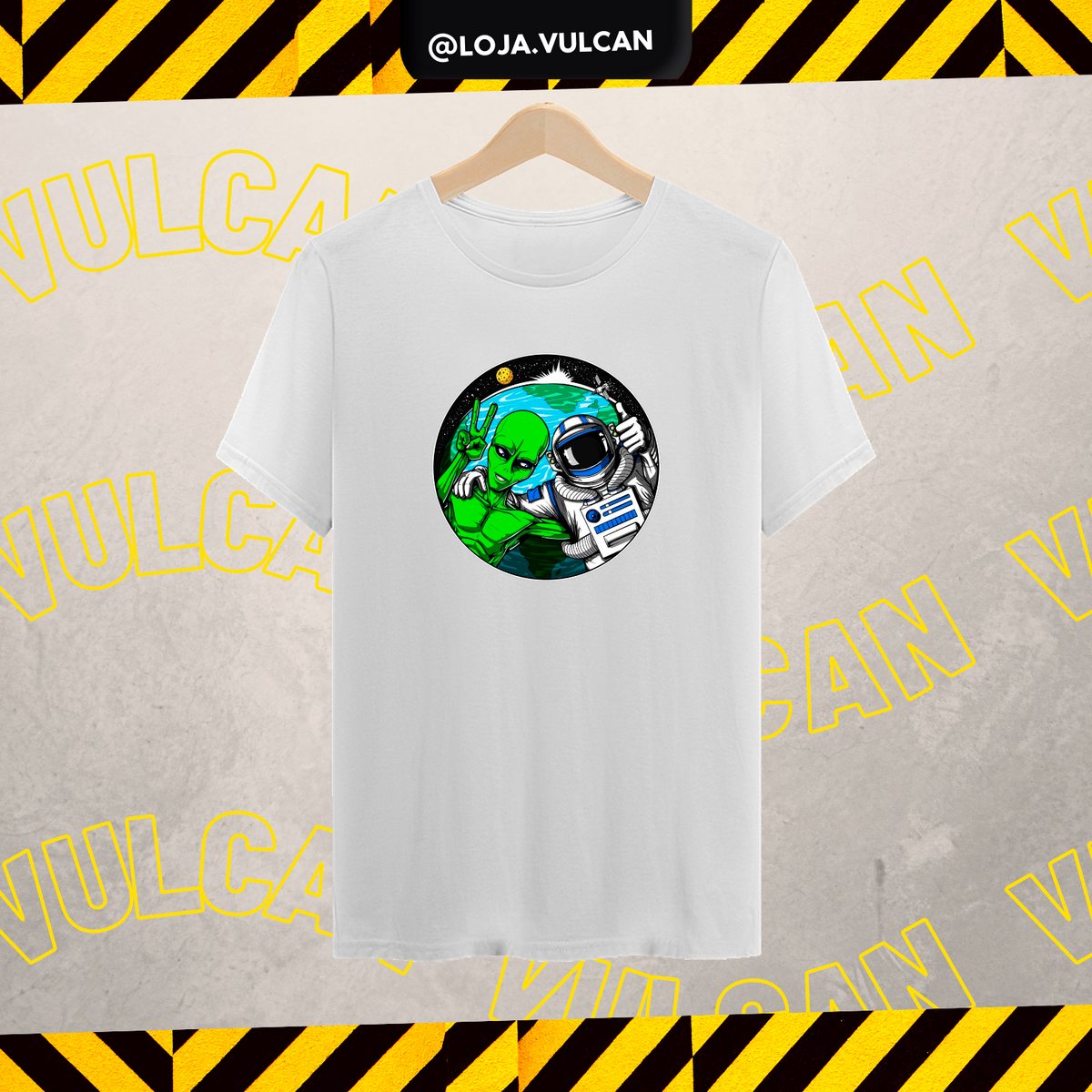 Nome do produto: CAMISETA - ALIEN FRIEND (BRANCA)