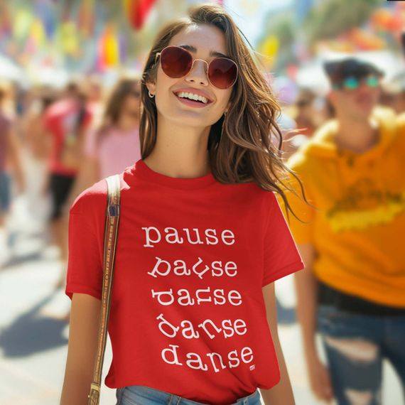 Pause & Dance - Camiseta Baby Long Estampa Pause & Dance Vermelha