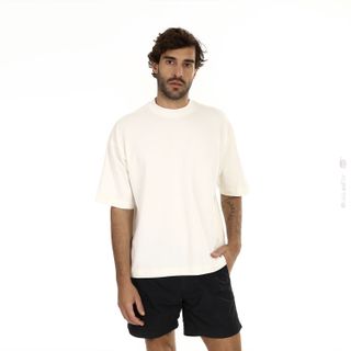 Nome do produtoAbelha - Camiseta Oversized Estampa Abelha Off White