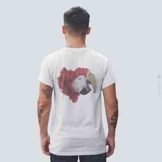 Nome do produtoRed Macaw - Camiseta Branca Estampa Pássaro Arara Vermelha