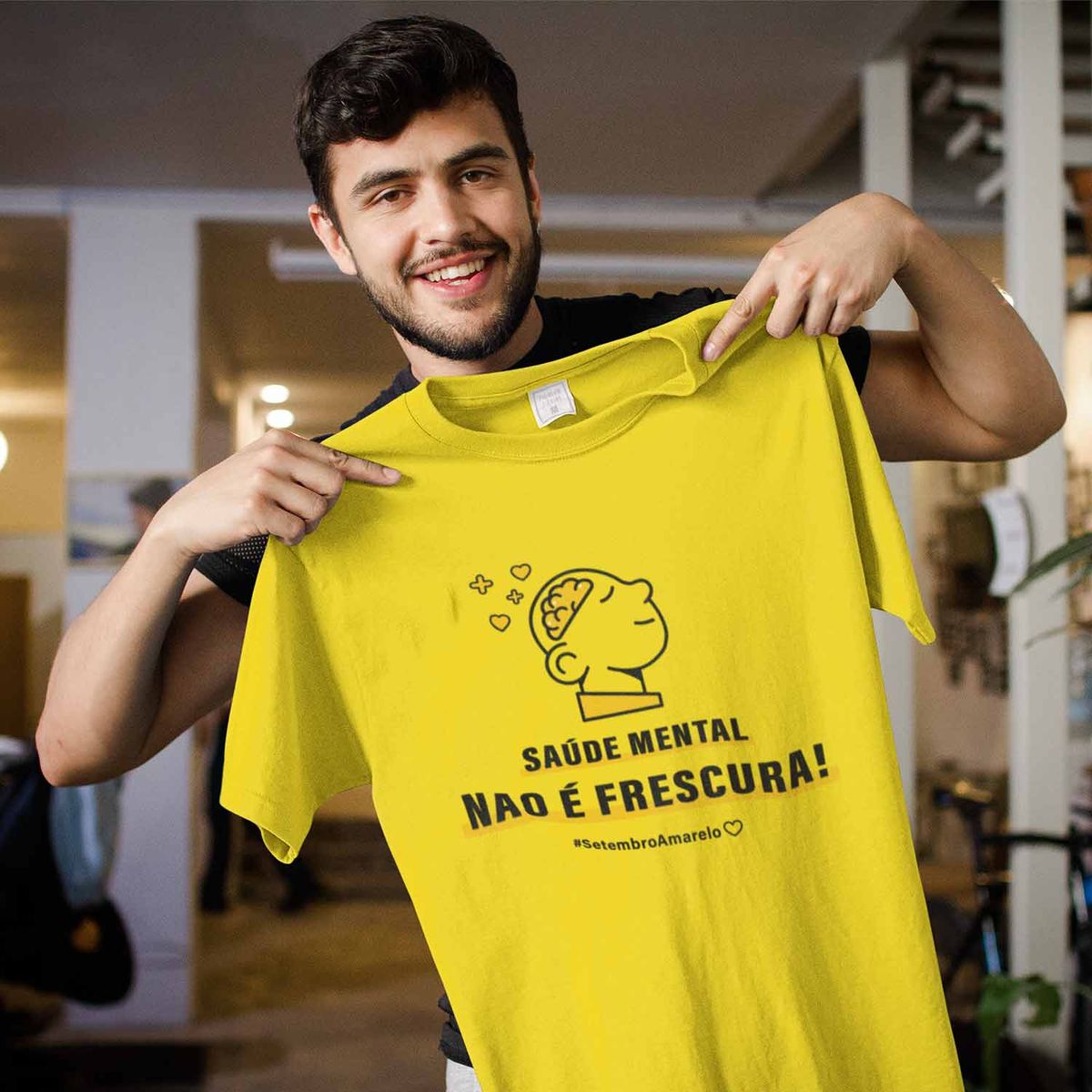 Nome do produto: Camiseta SAÚDE MENTAL NÃO É FRESCURA - Setembro Amarelo