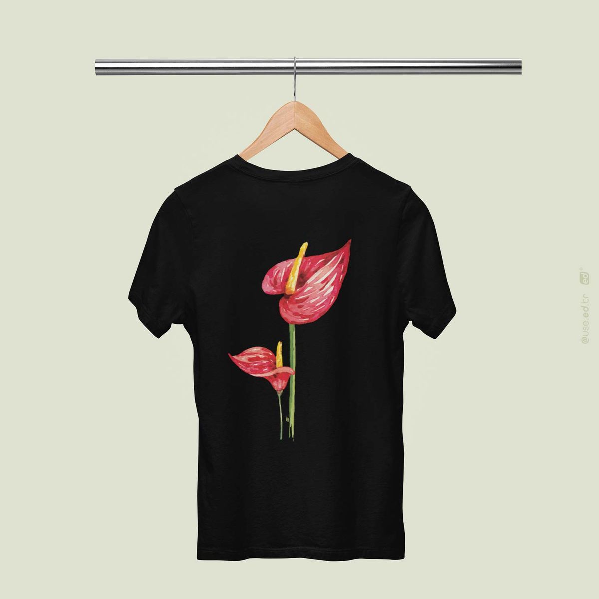 Nome do produto: Antúrio - Camiseta Estampa Floral Antúrio Preta