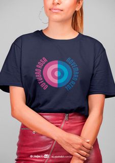 Nome do produtoEdição Especial Outubro Rosa e Novembro Azul - Camiseta Unissex Quality Azul Marinho