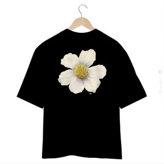 Nome do produtoFlor Branca - Camiseta Oversized Estampa Floral Cores