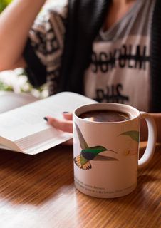 Nome do produtoCaneca de Cerâmica Beija-Flor