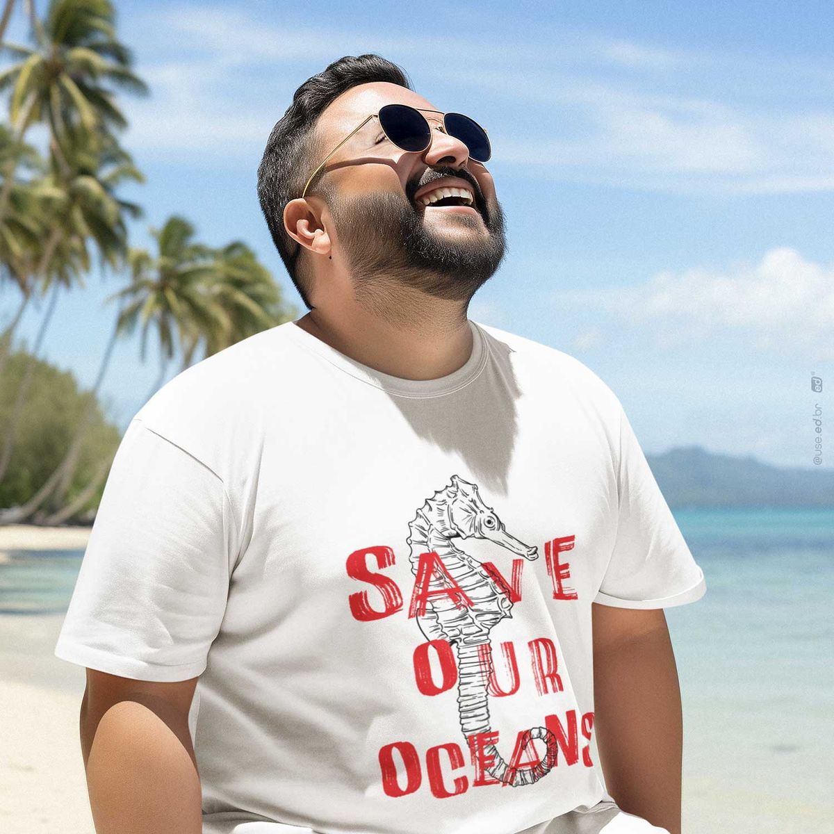 Nome do produto: Camiseta Plus Size Estampa Save Our Oceans Cavalo Marinho