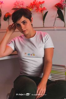 Nome do produtoPAI, FILHO E MÃE - Camiseta Baby Long Estampada Desenho de Criança