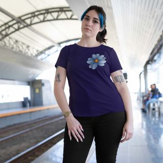 Nome do produtoCamiseta Estampada Floral Baby Long Azul Marinho Flor Azul