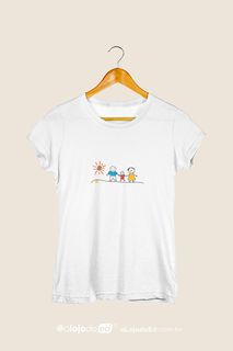 Nome do produtoPAI, FILHO E MÃE - Camiseta Baby Long Estampada Desenho de Criança