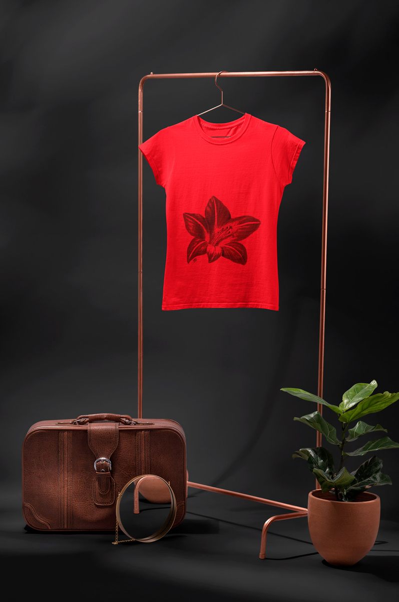 Nome do produto: Camiseta Estampada Quality Vermelha Baby Long Floral Lírio