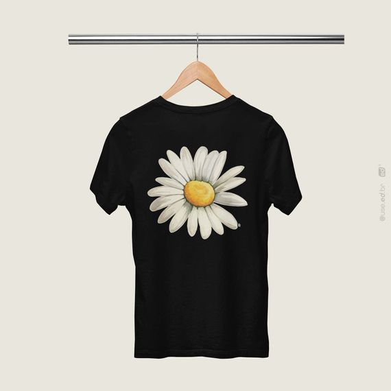 Bem me Quer - Camiseta Estampa Floral Bem me Quer Preta