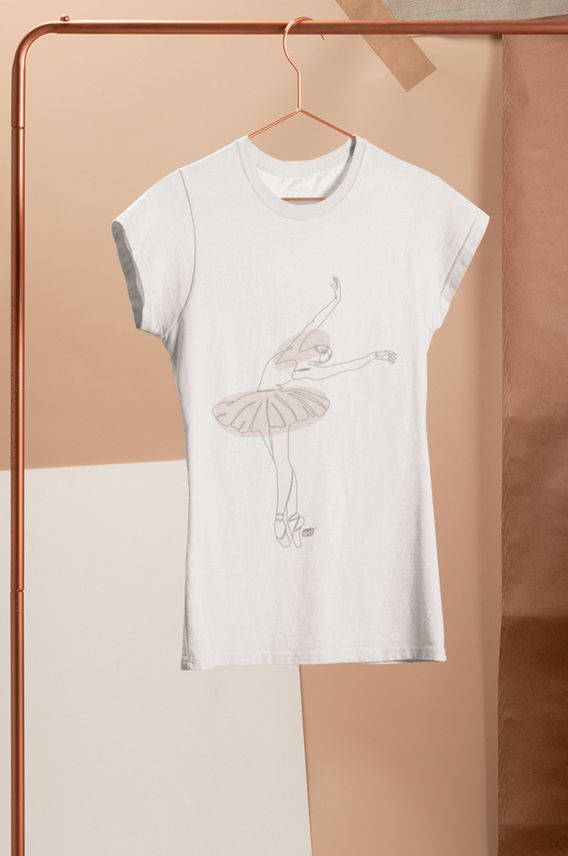 Camiseta Baby Long Estampada Branca A Bailarina