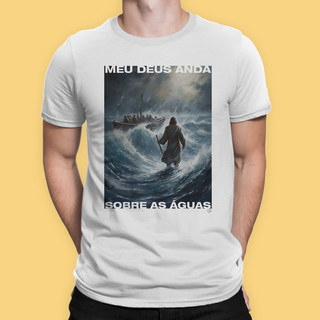 Camiseta Jesus Cristo andando sobre as águas
