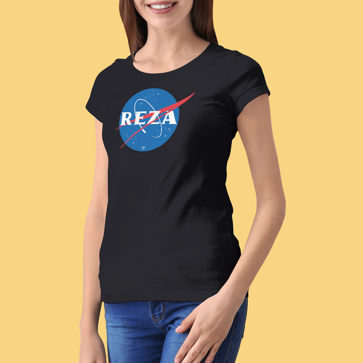 Nome do produto: Camiseta Reza - Feminina