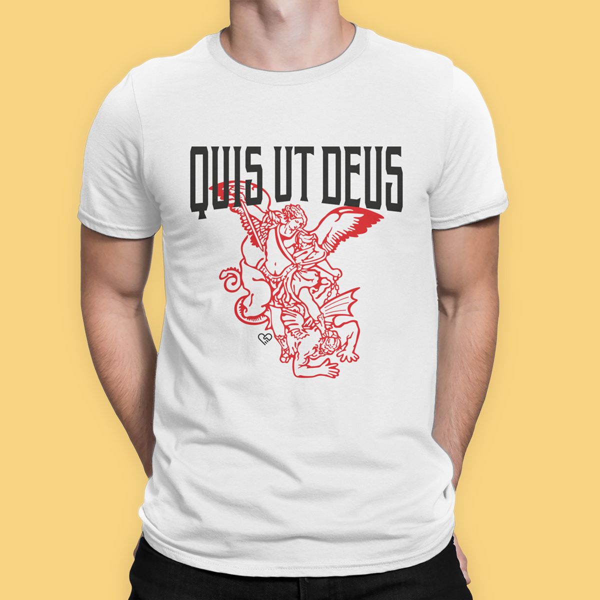 Nome do produto: Camiseta São Miguel Quis ut Deus - Clara