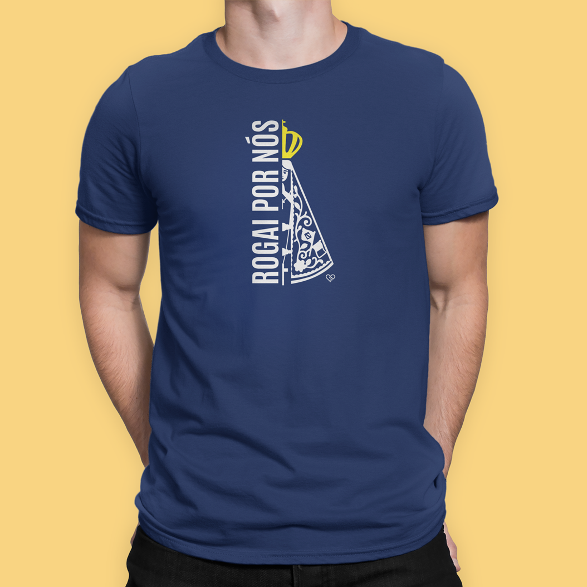 Nome do produto: Camiseta Nossa Senhora Aparecida - Rogai por Nós