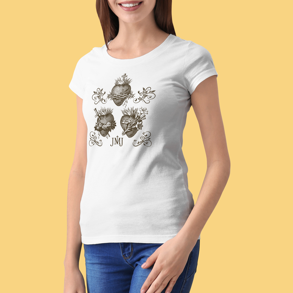 Nome do produto: Camiseta Sagrada Família - Corações - Clara