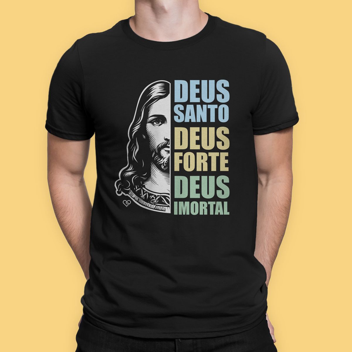 Nome do produto: Camiseta Deus Santo