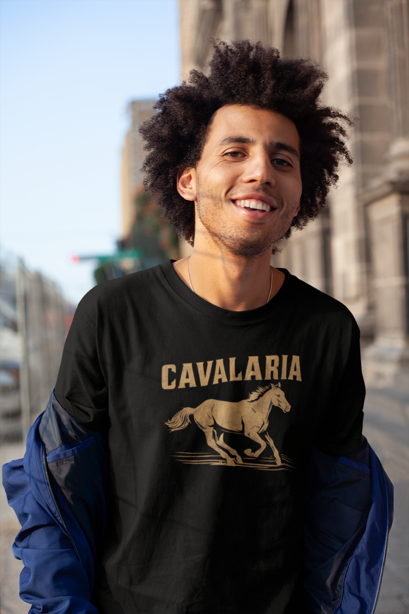 Nome do produto: Camiseta Unissex Cavalaria Ouro