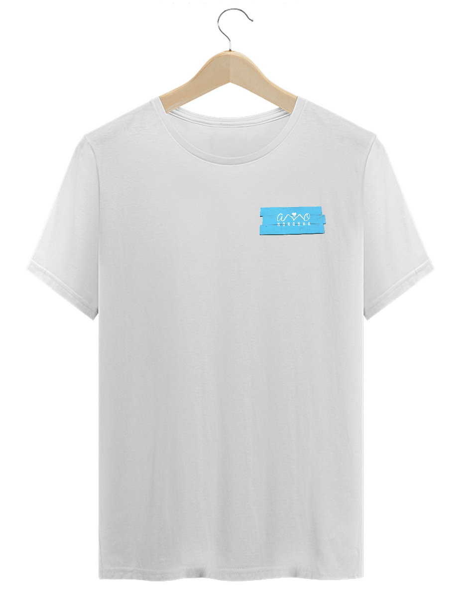 Nome do produto: T-Shirt Plaquinha Amo Noronha
