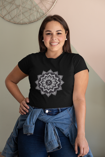 Camiseta Mandala OM Lápis Plus Size