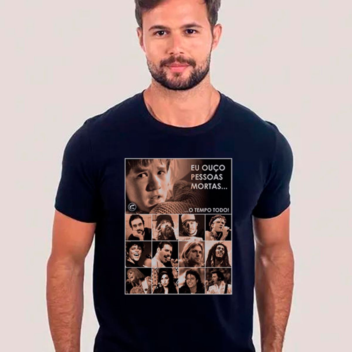 Nome do produto: Camiseta PIMA- Eu ouço pessoas mortas - Versão 01