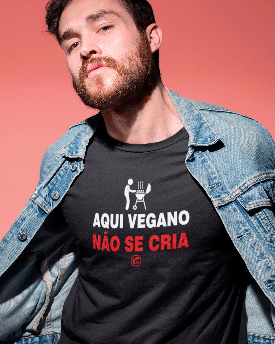Nome do produto: Camiseta Aqui Vegano não se cria