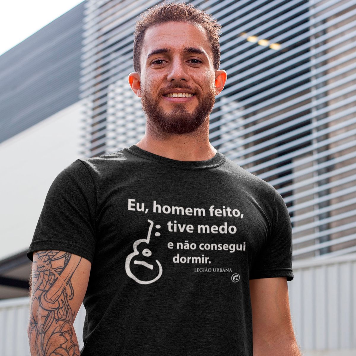 Nome do produto: Camiseta Legião Urbana - O Teatro dos Vampiros