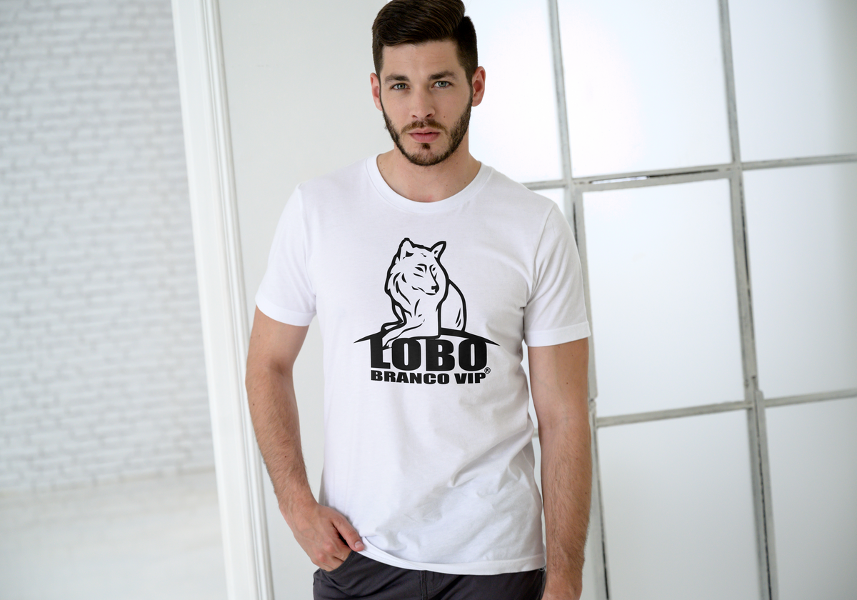 Nome do produto: Camiseta Classic Lobo Branco Vip