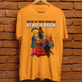 Nome do produtoCamiseta masculina - Open up new worlds, read a book
