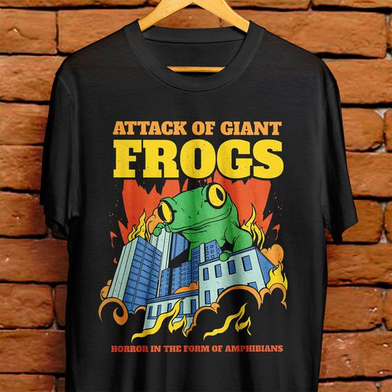 Camiseta Unissex - Attack of giant frogs