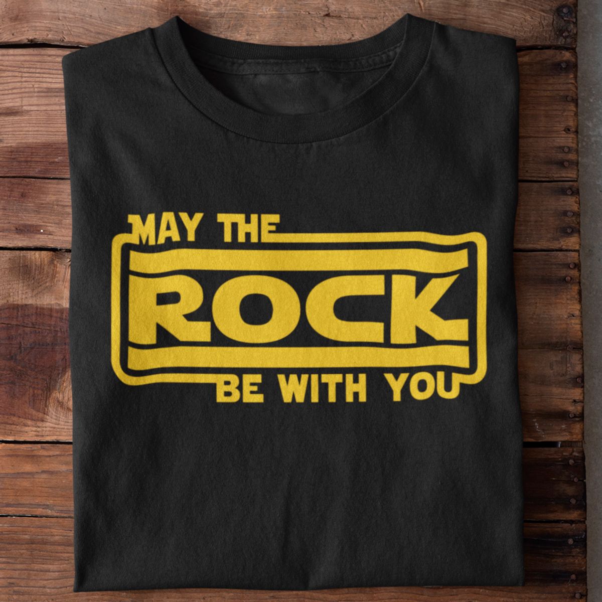 Nome do produto: Camiseta Unissex - May the rock be with you