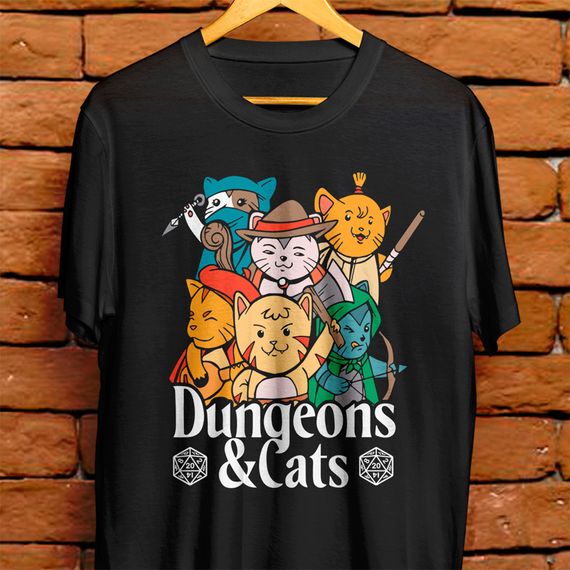 Camiseta Unissex - Dungeons e Cats