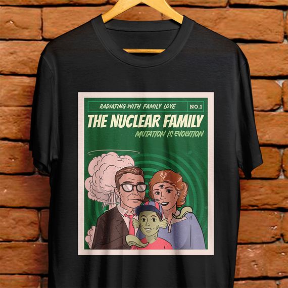 Camiseta Unissex - The nuclear family