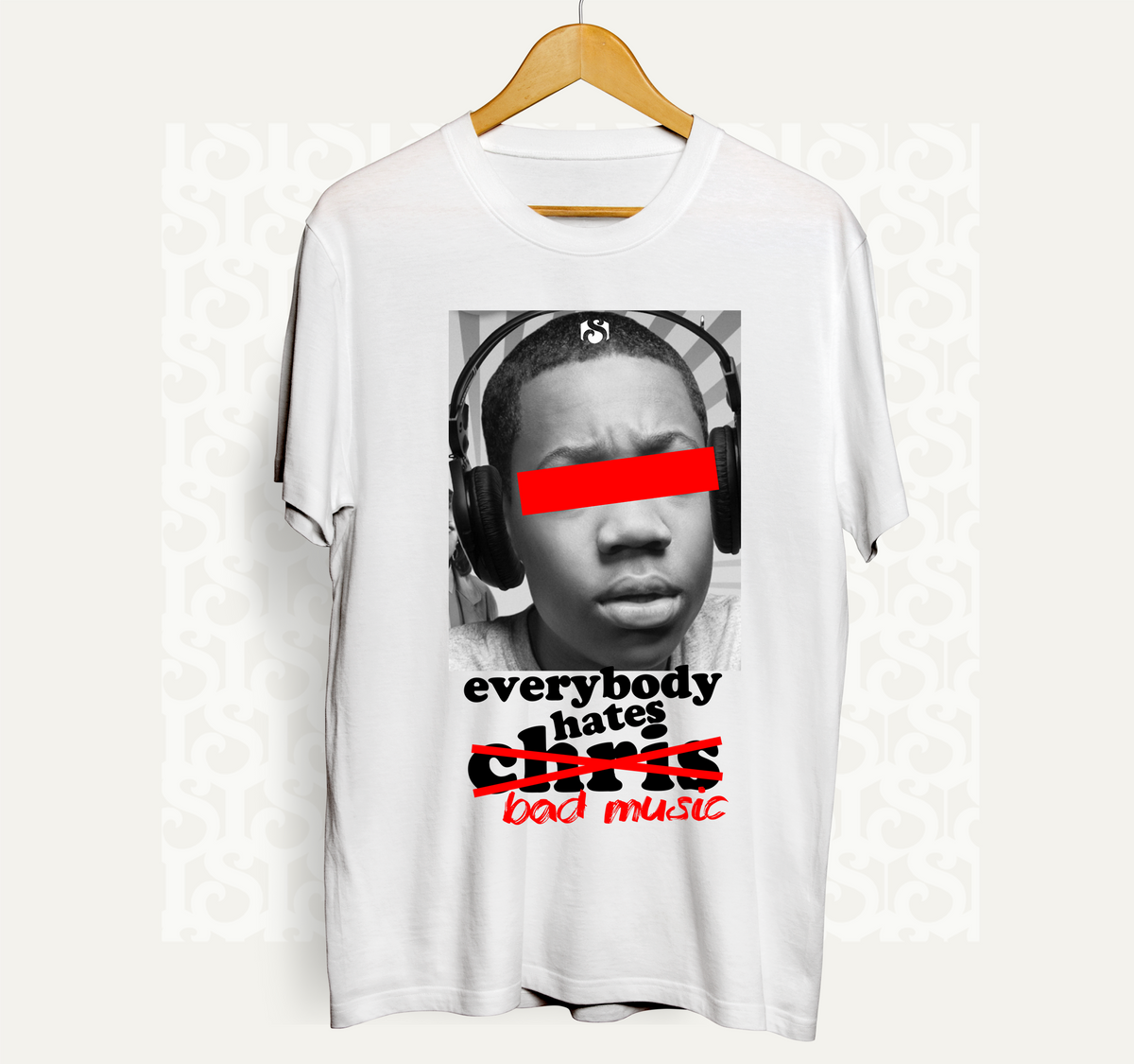 Nome do produto: Camiseta #EverybodyHatesBadMusic