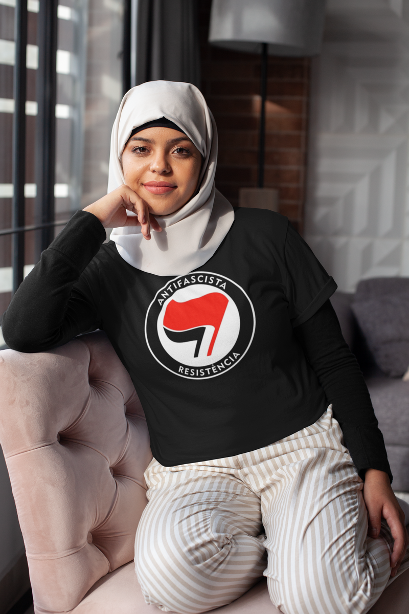 Nome do produto: T-shirt Baby Look Antifascista