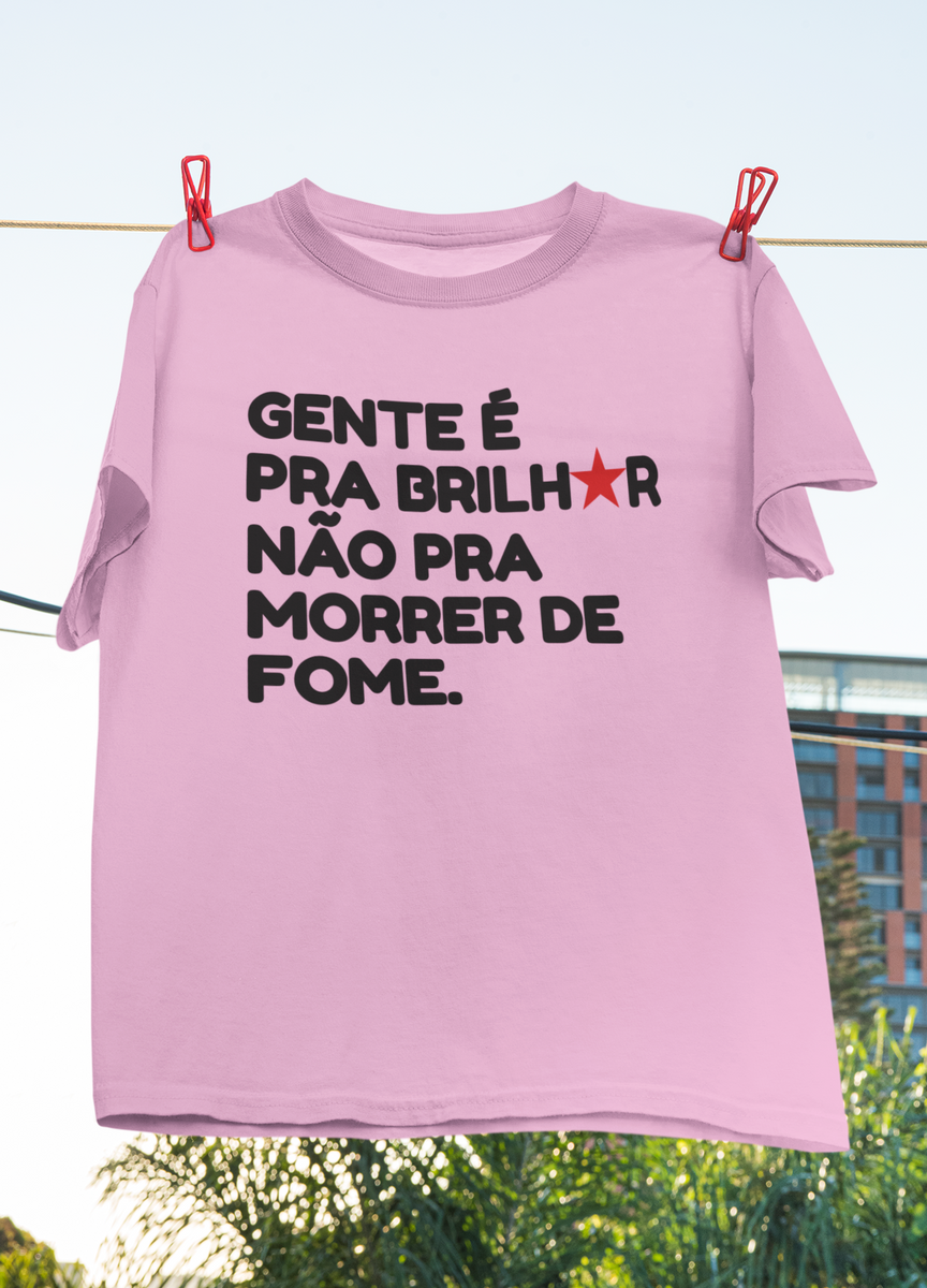 Nome do produto: T-shirt Tradicional Brilhar